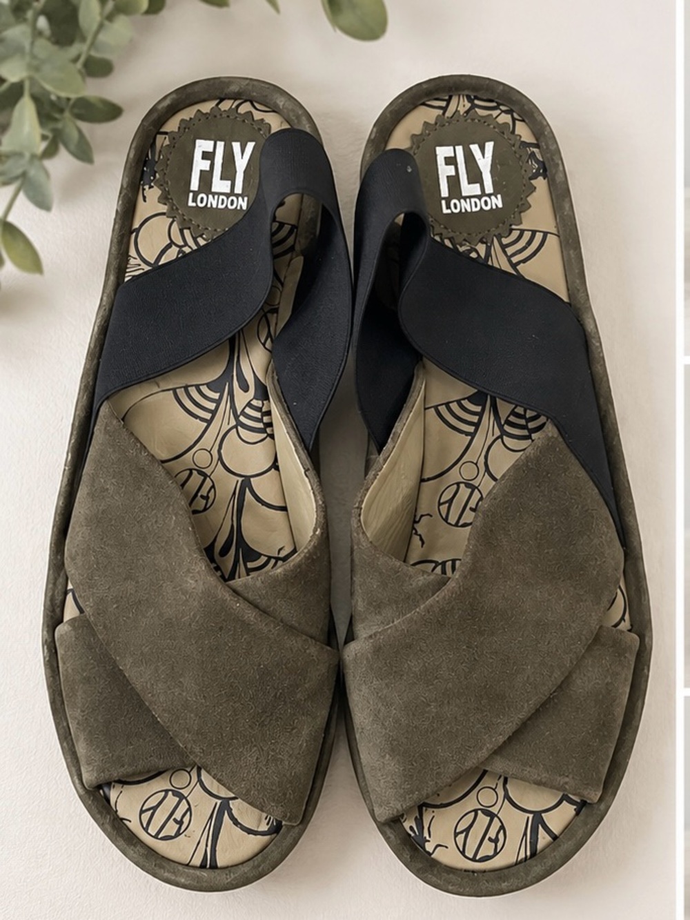 Fly London Olive Suede & Black Strap Cross-Over Sandals size 8